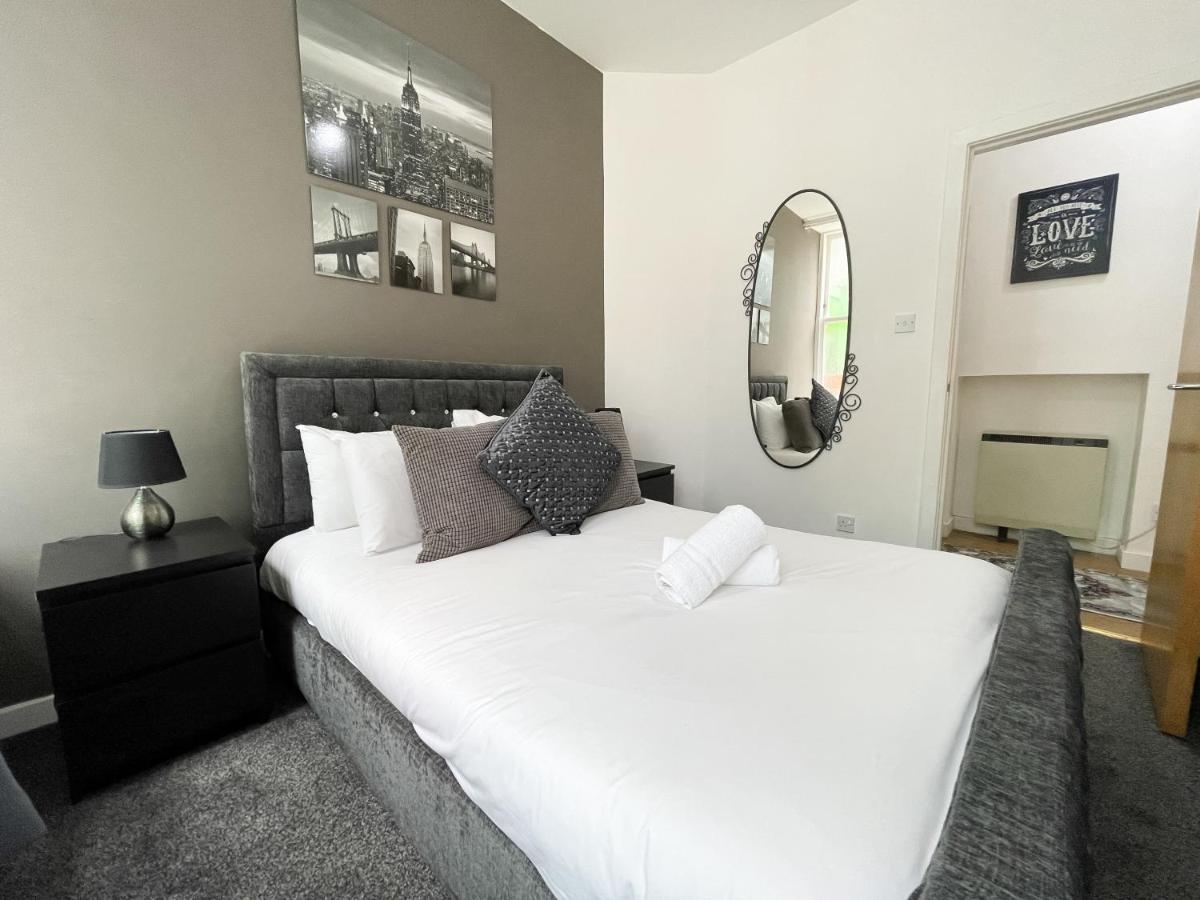 Exquisite 2Br Flat Near Central Train Station Glasgow Bagian luar foto